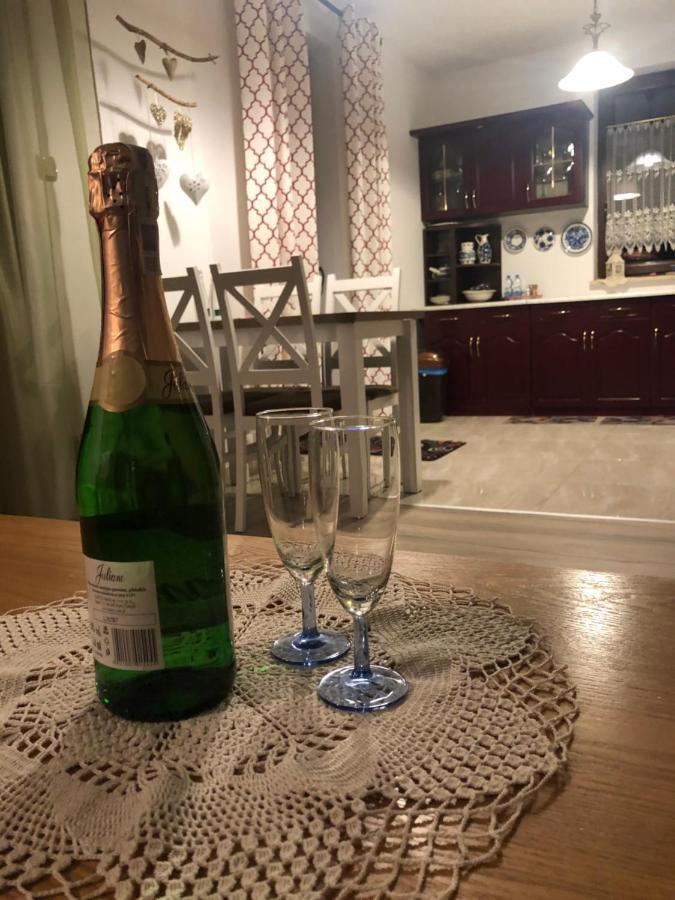 Apartamenty Wiezyca Szymbark  Buitenkant foto