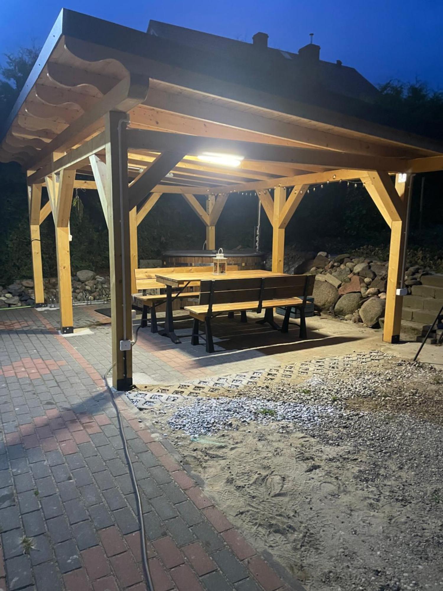 Apartamenty Wiezyca Szymbark  Buitenkant foto